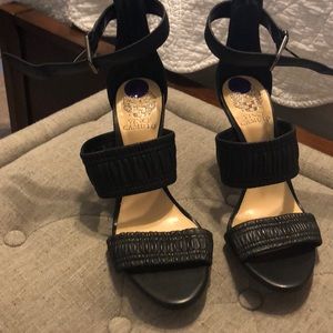 Super cute black heels - never worn
